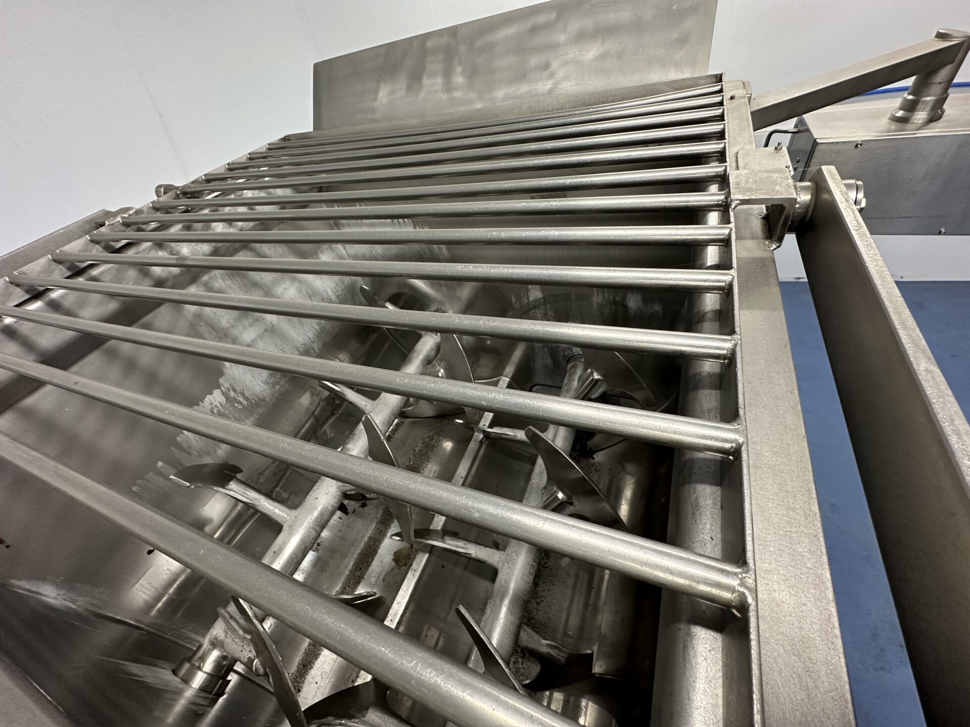 Wolfking paddle mixer - Image 7