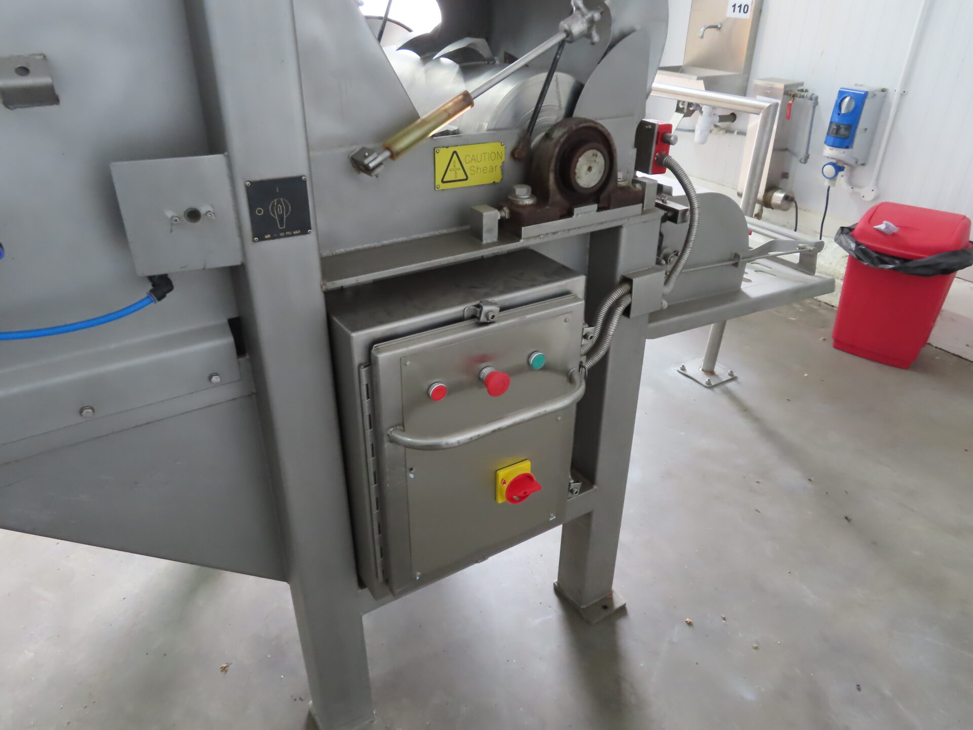 Reiser Rotoclaw II Frozen Block Breaker - Image 3