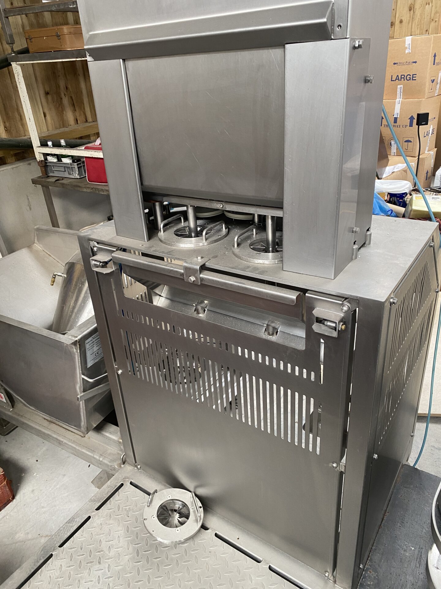 Large Fruiter Core and Segmenting