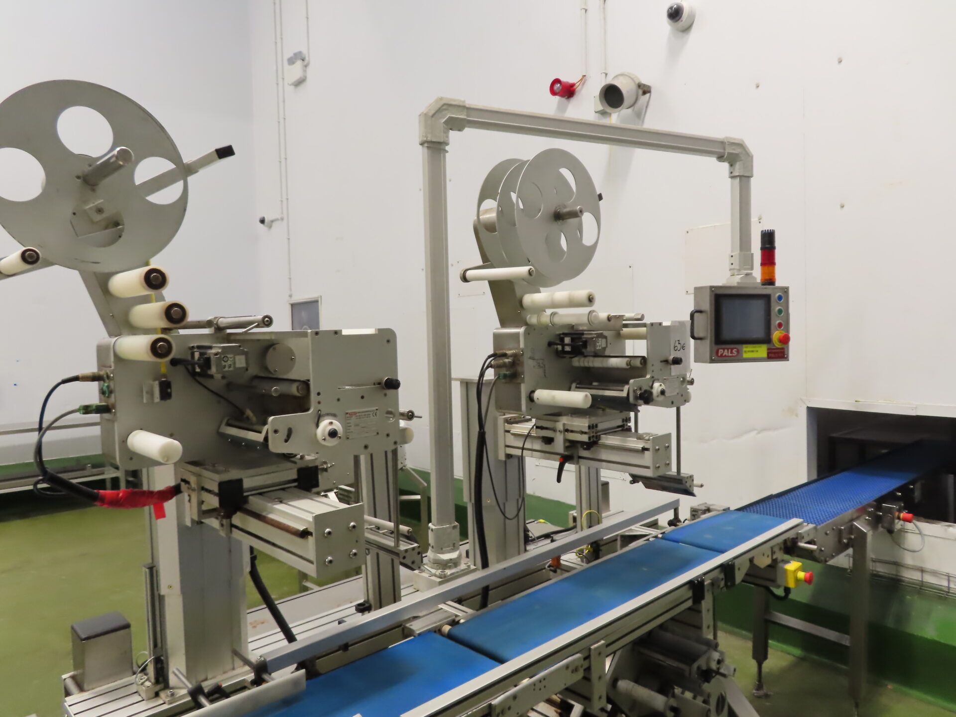 PALS 2 top, 1 bottom labeller - Image 3